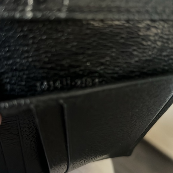 Gucci Black Leather D Ring Compact Wallet - Picture 6 of 8